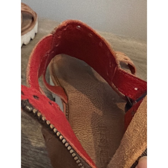 Bed Stu Tan Leather Platform Gladiator Sandals Red Leather Lining Womens 10 - Picture 7 of 9
